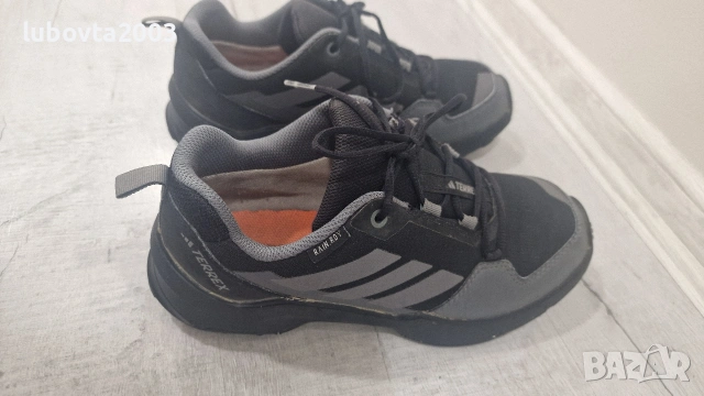 ADIDAS Terrex 36 номер Детски оригинални маратонки , снимка 2 - Детски маратонки - 54615073