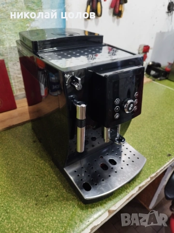 Кафемашина Delonghi Intensa , снимка 4 - Кафемашини - 54700115
