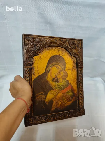 Красива икона на "Св.Богородица".Масивна, богато орнаментирана дървена рамка, снимка 5 - Антикварни и старинни предмети - 55414202