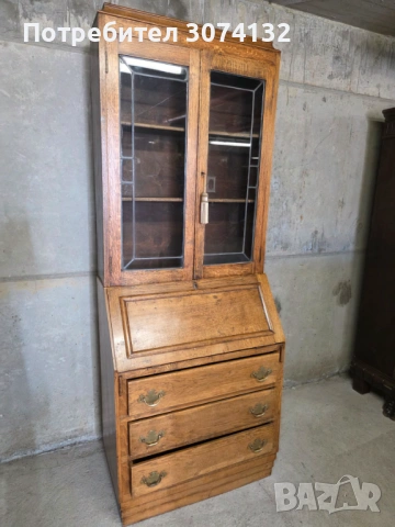 Ретро писалище с оловен витраж