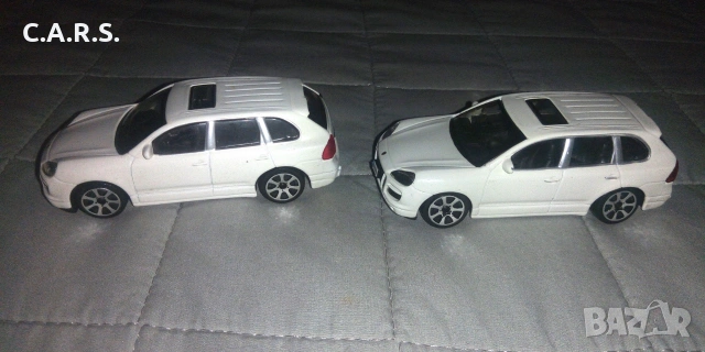 Bburago Porsche Cayenne White - Мащаб 1:43, снимка 2 - Колекции - 55087830