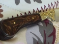 Красив нож с бронзови гардове и дръжки от орех., снимка 3