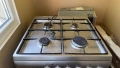 Готварска печка Gorenje с газови котлони, снимка 2