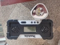Радио и фенер макита makita 10.8 v, снимка 1