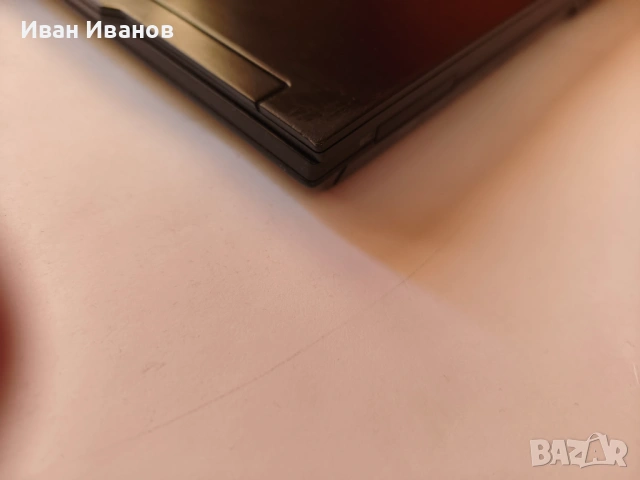 Лаптоп dell latitude e4300 4b/ 250gb подсветка на клавиатура, здрава батерия, снимка 2 - Лаптопи за дома - 54554977