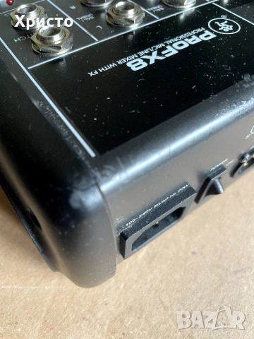 Аудио миксер Mackie ProFX8, снимка 12 - Ресийвъри, усилватели, смесителни пултове - 54353679