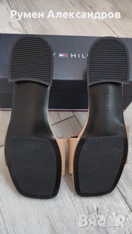 Нови бежови дамски кожени чехли TOMMY HILFIGER FLAT SANDAL EUR38, снимка 12 - Чехли - 55647304
