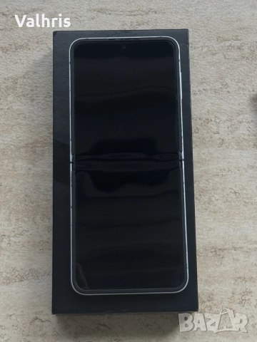 Samsung Z Flip 6 256GB Blue / КАТО НОВ!, снимка 4 - Samsung - 55358287