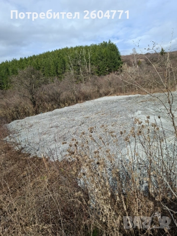 Давам под наем място Кв изток