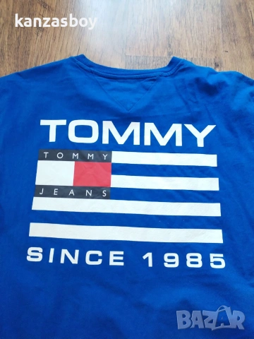 Tommy Hilfiger - страхотна мъжка тениска КАТО НОВА XL , снимка 3 - Тениски - 55212065