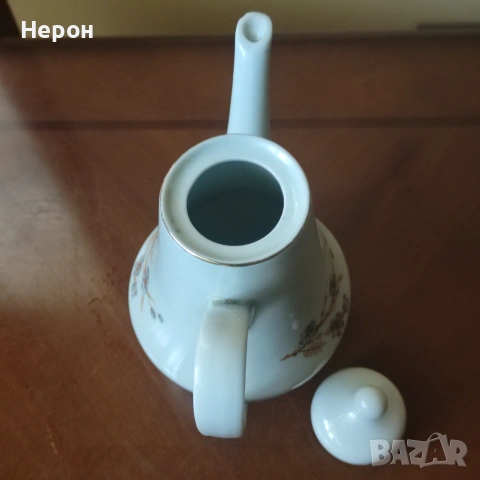 Порцеланов чайник, снимка 10 - Декорация за дома - 55255949