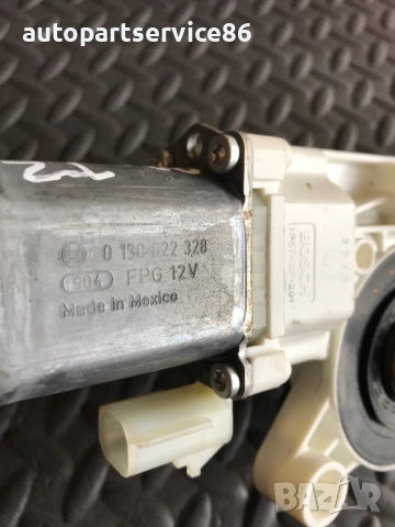 Мотор за стъкло за задна лява врата Bosch за Chrysler Sebring (2006-2011) 0130822328, снимка 3 - Части - 54572373