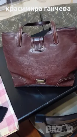 продавам дамска чанта, естествена кожа, Италия , снимка 2 - Чанти - 55459497