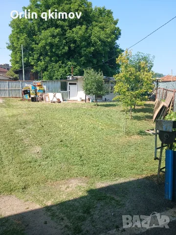 Продавам имот в град Батановци!