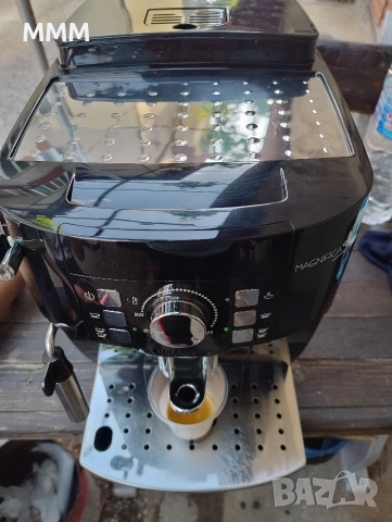 Кафе робот Delonghi Magnifika S, снимка 5 - Кафемашини - 54672104