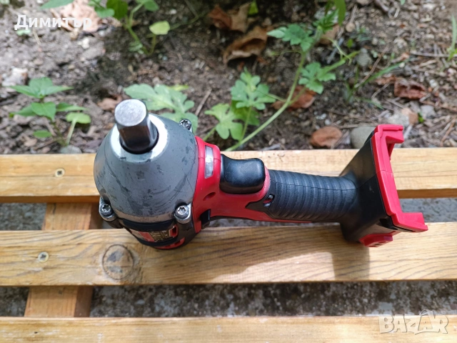Milwaukee M18 BIW12 ½″ ударен гайковерт, снимка 3 - Винтоверти - 55253090