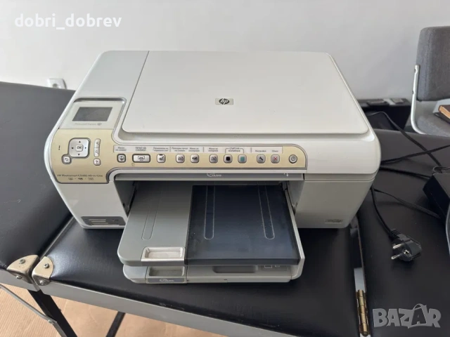 Цветен принтер, скенер и копир - 3 в 1 - hp - Hewlett Packard и за директен печат на снимки от карта, снимка 2 - Принтери, копири, скенери - 54575365