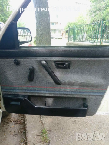 Volkswagen Golf Mk2 Boston Edition, снимка 14 - Автомобили и джипове - 54645498