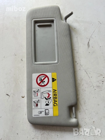 Сенник Шкода Октавия Skoda Octavia 3, снимка 2 - Части - 55255985