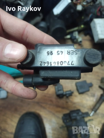 Вакуум клапан за Renault Laguna I , 7700861642, снимка 4 - Части - 54399553