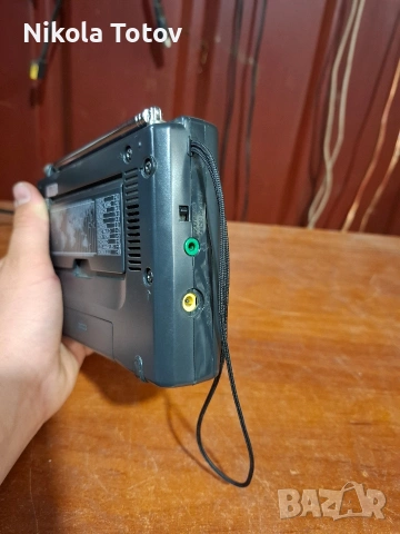 Продава се радио Sony ICF-SW30 . , снимка 5 - Радиокасетофони, транзистори - 54912718