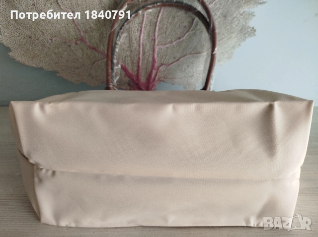 НОВА Longchamp Le Pliage – с етикети, млечно бежова, М, дълги дръжки, снимка 9 - Чанти - 54517947