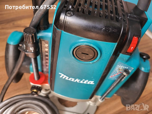 Оберфреза Makita Rp2301fc, снимка 7 - Други инструменти - 55240368