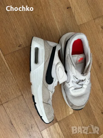 Детски маратонки Nike, снимка 2 - Детски маратонки - 55395021