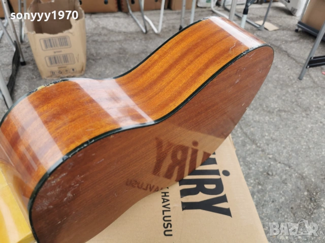 НЕМСКА КИТАРА-ВНОС SWISS 1104261800LCHERY1, снимка 2 - Китари - 54167299