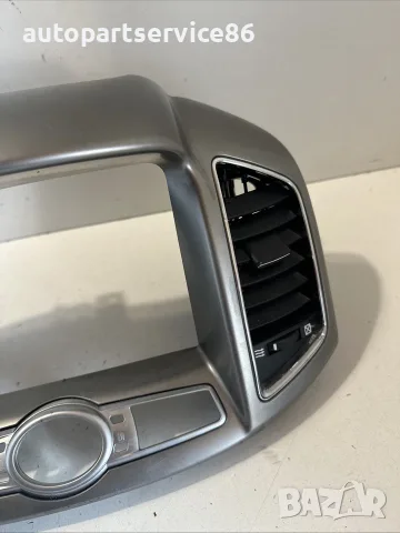 Централна конзола с въздуховоди за Chevrolet Captiva 2.2 VCDi (2012) 20865683, снимка 2 - Части - 55472790