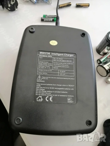 Зарядно за NiCd, Ni-MH батерии. , снимка 5 - Друга електроника - 54097863