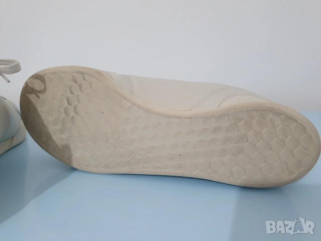 Маратонки Adidas Rougera , снимка 4 - Маратонки - 54356798