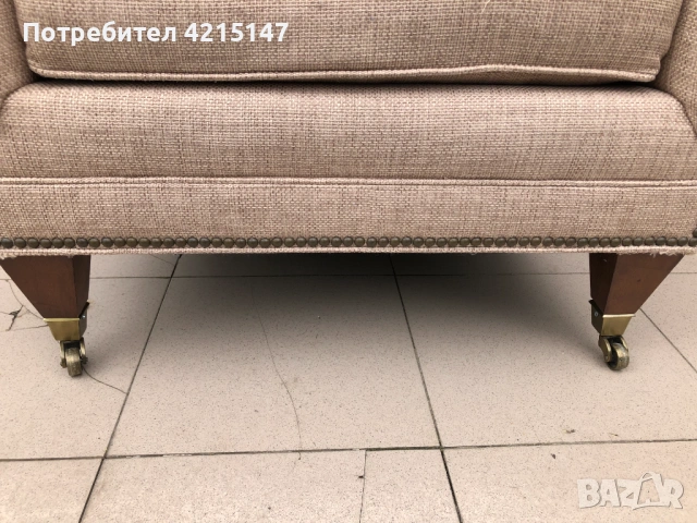 фотьойл от "Henredon" Wingback Nailhead Club Lounge -Бежов ленен фотьойл с крила, снимка 8 - Дивани и мека мебел - 54640827