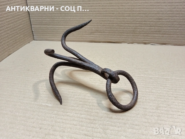 Стара Рядка Кована Кука За Кладенец, Кука За Геран. / НОМЕР 1750.
