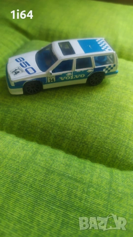 Hot Wheels Volvo 850 Estate 