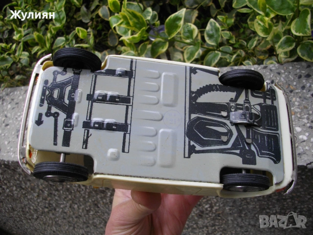 СОЦ ПЛАСТМАСОВА КОЛИЧКА ПОЛСКИ ФИАТ POLSKI FIAT 126, снимка 8 - Антикварни и старинни предмети - 54154478