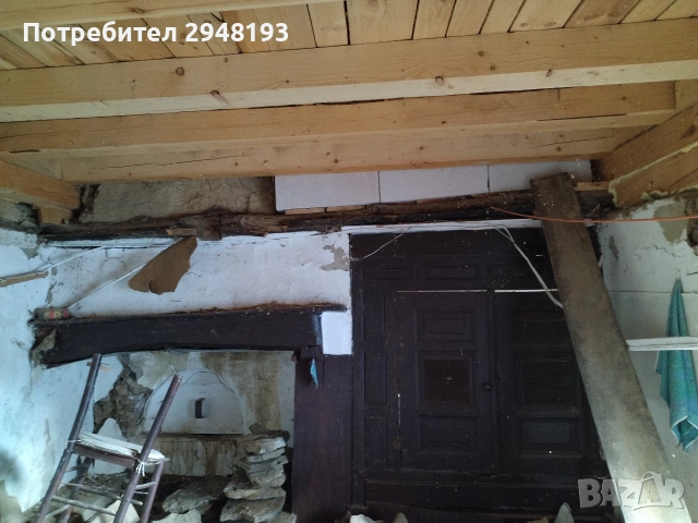 Къща с двор, ток, вода. Намира се на 8км.от Трявна , снимка 8 - Къщи - 55159474