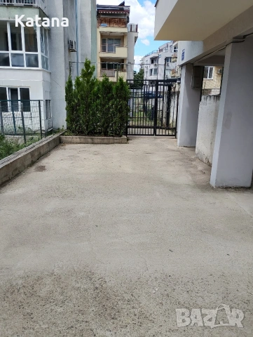 Паркомясто, снимка 3 - Гаражи и паркоместа - 54973959