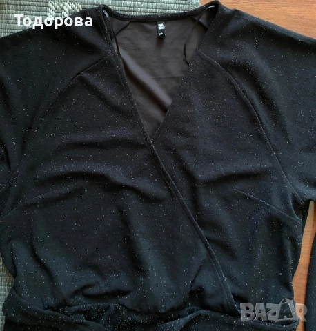 Официална черна рокля с прехвърляне и колан, снимка 2 - Рокли - 54580083