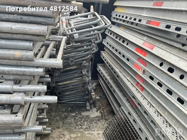 Оригинално поцинковано скеле Layher Blitz, снимка 9 - Други инструменти - 55656545