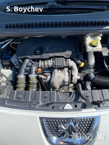 Peugeot 3008 1.6HDi 112к.с., снимка 16 - Автомобили и джипове - 54970922
