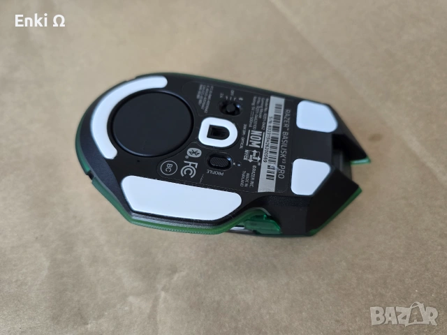 Razer Basilisk V3 Pro Phantom Green Edition Shell Swap, снимка 7 - Клавиатури и мишки - 55003434