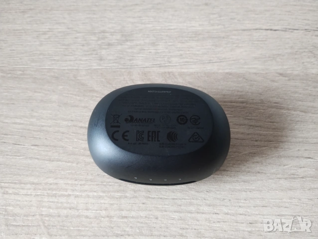JBL Free 2 зарядна кутия, снимка 4 - Bluetooth слушалки - 54637585