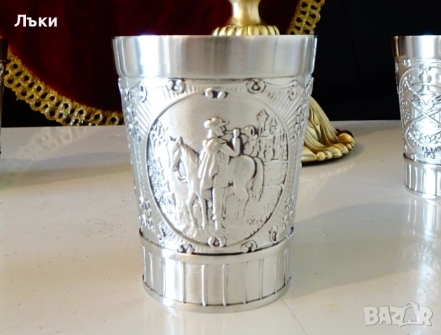 Калаени чаши за вино Ангел,Тръбач,Пушки. , снимка 3 - Антикварни и старинни предмети - 54305824