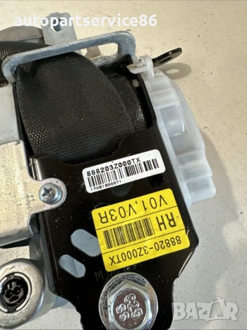 Преден десен предпазен колан за Hyundai i40 1.7 Crdi (2018) 88820-3z000 OEM, снимка 2 - Части - 54873468