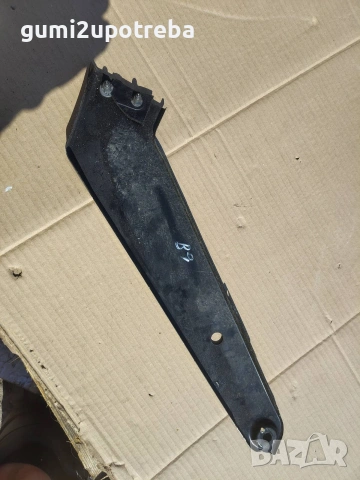 Скоба Държач Фар Дясно 3G0805932 Volkswagen Passat B9 1.5 eTSI 150кс 2024г, снимка 2 - Части - 55144567