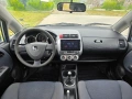 Honda Jazz 1.2i, 2006 г. Климатик / Бензин / Обслужена, снимка 8