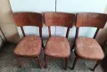 Стари трапезни столове с мека тапицерия., снимка 2