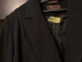 Черна пола  релефен сатен M разчер. Костюм, снимка 9