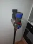 Отлична безжична Dyson V8 прахосмукачка с нова батерия и аксесоари, снимка 2